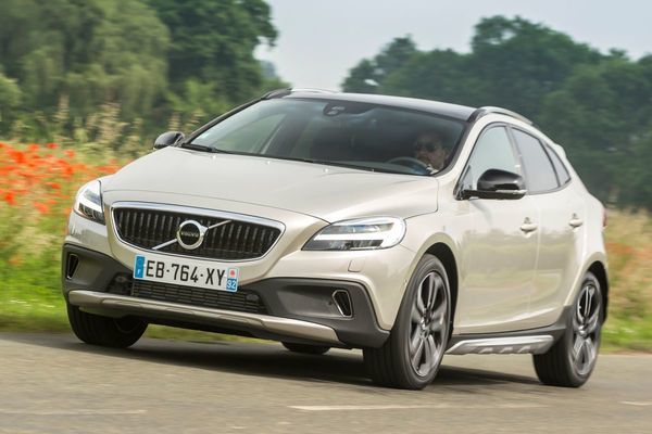 Volvo V40