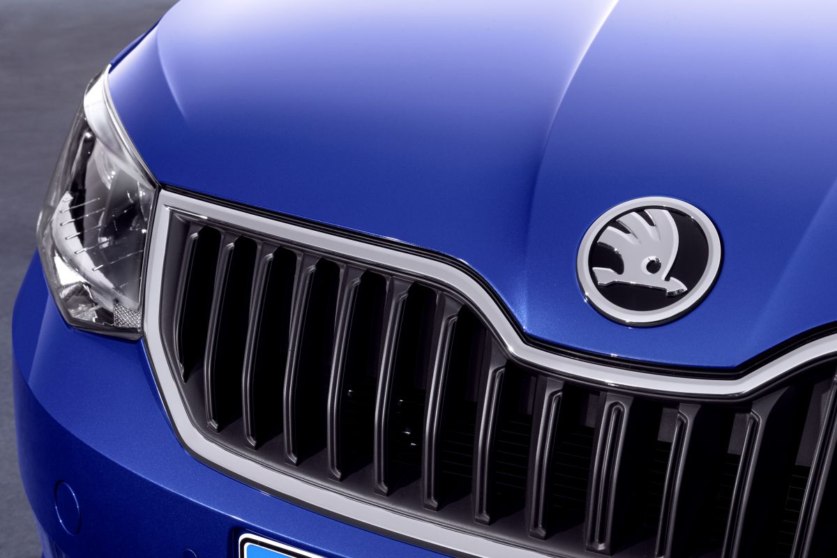 Skoda Fabia grill