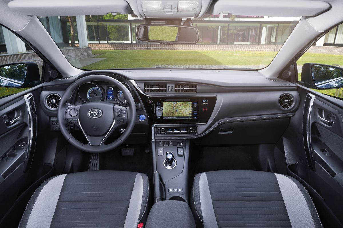 Toyota Auris dashboard